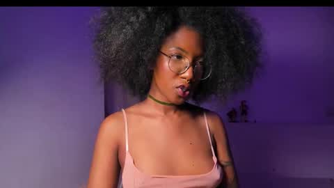 Snapshot of saturno_vibes chatting on October 1, 9:08 am saturno_vibes online show from October 1, 9:08 am
