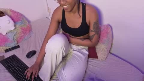 saturno_vibes online show from March 4, 11:07 am