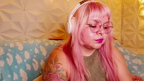 Gina George online show from June 2, 12:34 am
