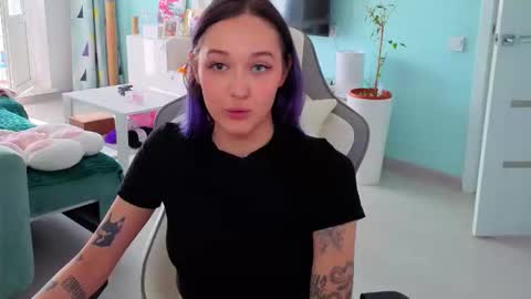 Ariel online show from April 9, 6:19 am