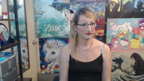 Savanah online show from November 12, 4:09 pm