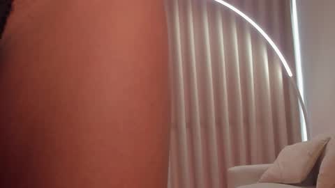 Savannahwildee online show from September 11, 12:28 pm