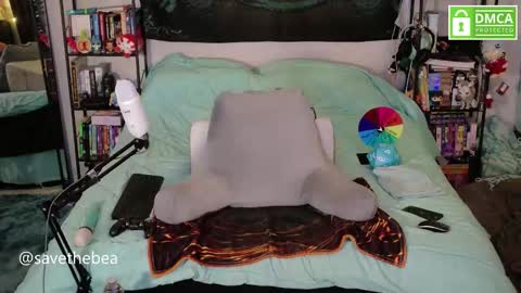 Bea online show from December 15, 5:09 pm