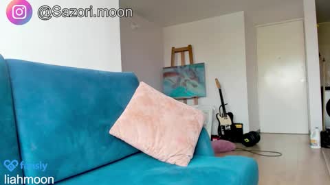 Snapshot of sazori_moon chatting on October 16, 12:49 pm sazori_moon online show from October 16, 12:49 pm