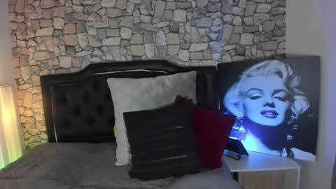 Snapshot of scarlat_diamond chatting on October 12, 7:49 pm Scarlat Diamond online show from October 12, 7:49 pm