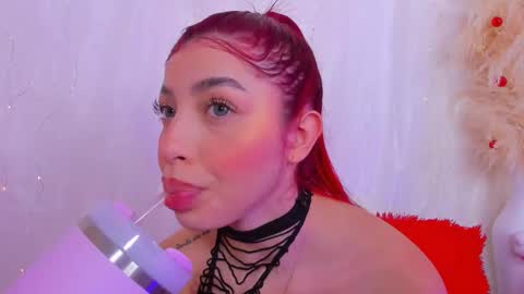 scarleett jones online show from December 20, 10:39 pm