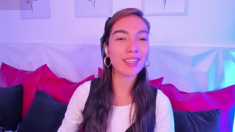 Scarlet online show from March 19, 4:56 pm