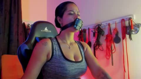 scarlet taylor kennedy online show from November 25, 11:03 pm