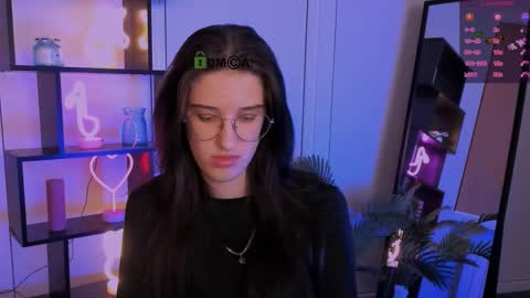 scarlet PVT is open online show from September 23, 10:16 pm