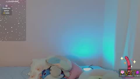 Snapshot of scarlet_rose__ chatting on September 19, 4:05 am Scarlet online show from September 19, 4:05 am