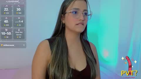 Snapshot of scarlet_rose__ chatting on September 24, 4:30 am Scarlet online show from September 24, 4:30 am