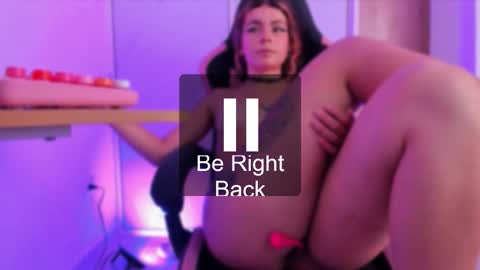 Scarlet online show from March 25, 5:09 pm