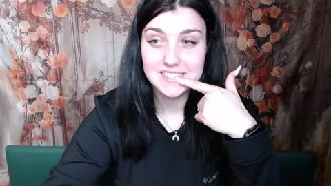 ScarletCargo online show from February 12, 12:09 pm