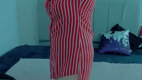 Snapshot of scarlethoot_ chatting on January 23, 4:04 pm S C A R L E T online show from January 23, 4:04 pm