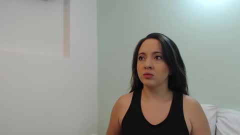 scarlet  online show from March 18, 12:11 pm