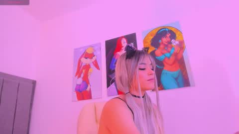 Scarletliz online show from November 10, 3:48 pm