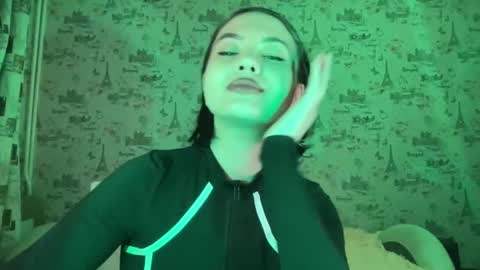 scarletpetal online show from November 1, 5:23 pm