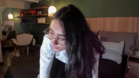 Scarlett  online show from December 15, 2:57 pm