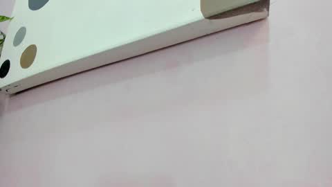 Scarlett 3 online show from December 15, 3:02 am