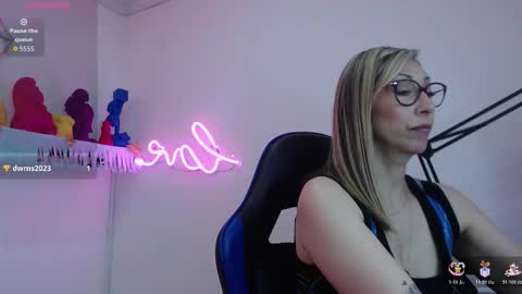 Scarlett online show from November 20, 12:04 pm