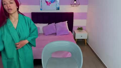 Scarlett online show from June 3, 2:33 pm