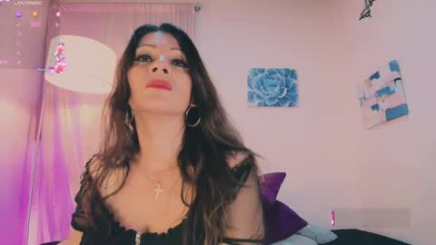 Snapshot of scarlett__m chatting on February 27, 10:44 am Scarlett online show from February 27, 10:44 am