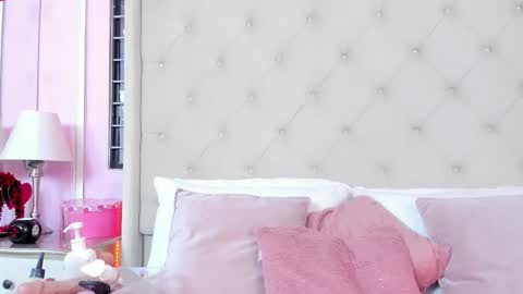 scarlett_leblanc_ online show from March 23, 1:16 pm