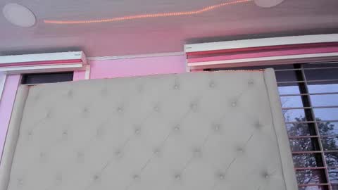 scarlett_leblanc_ online show from March 20, 11:59 am