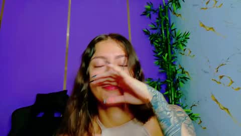 Snapshot of scarlettjones_x chatting on September 24, 5:09 pm Scarlet online show from September 24, 5:09 pm