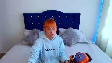 Scarlett online show from October 16, 1:44 pm