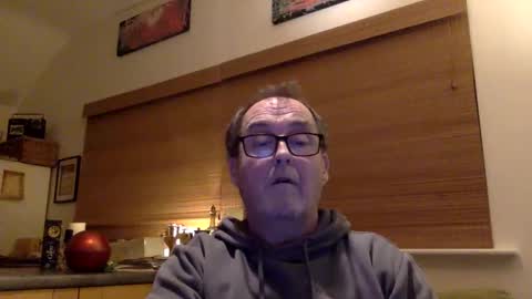 scbiggersballs online show from November 30, 11:34 pm