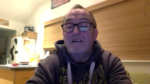 scbiggersballs online show from October 15, 7:26 pm