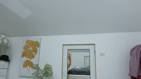 cindy desire online show from August 9, 7:40 pm
