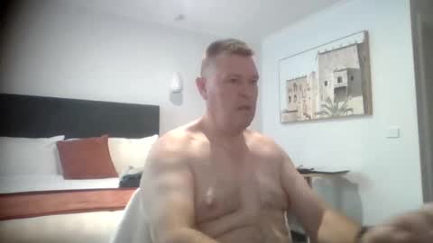 Snapshot of scoobs71 chatting on February 4, 6:04 am Scoobs online show from February 4, 6:04 am