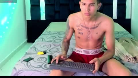 scook_gray online show from January 18, 8:51 pm