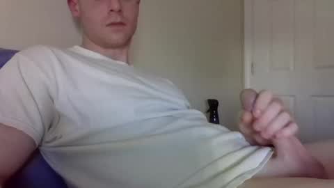 Snapshot of scooter912 chatting on December 13, 7:21 pm scooter912 online show from December 13, 7:21 pm