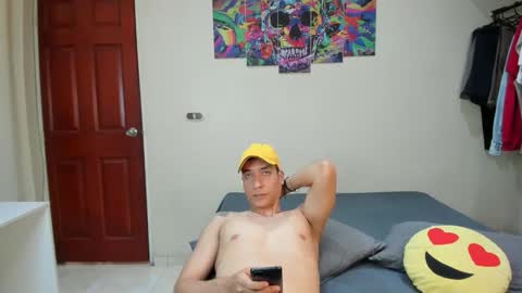 Daniel martinez - Independent model online show from October 28, 8:32 pm