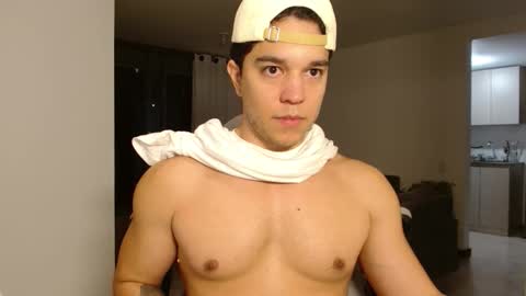 Twitter Scott brasher1 Instagram Camiloestuardo2 online show from February 19, 3:49 am