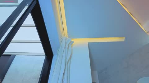 Scottfischer  online show from April 17, 9:50 pm