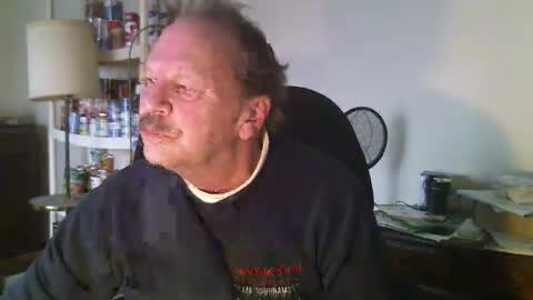 scotthard online show from December 1, 7:49 pm