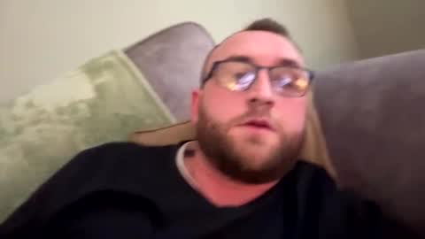 StraightScouse online show from February 21, 3:26 pm