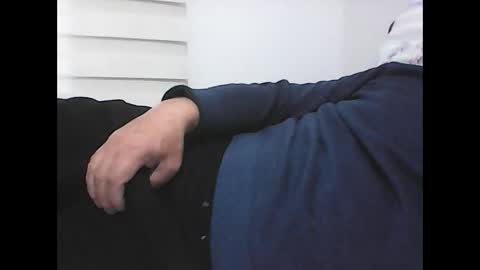 Evren online show from March 8, 3:27 pm