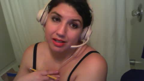 Snapshot of scumbagsmith chatting on October 6, 6:59 pm Danni online show from October 6, 6:59 pm