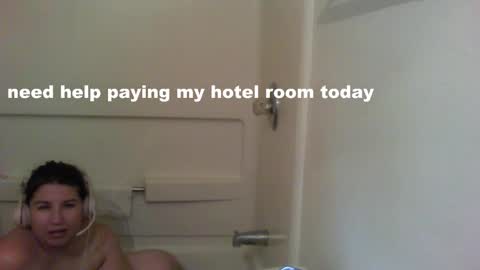 Snapshot of scumbagsmith chatting on October 21, 9:14 am Danni online show from October 21, 9:14 am