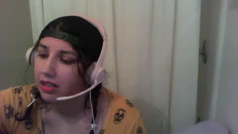 Snapshot of scumbagsmith chatting on October 17, 7:45 am Danni online show from October 17, 7:45 am