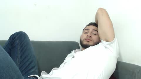 seank_noszka online show from February 13, 6:05 pm