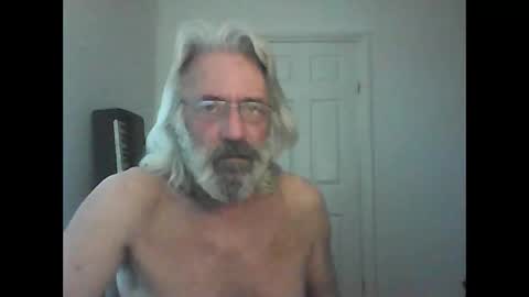 seantheflyer online show from May 25, 1:06 pm