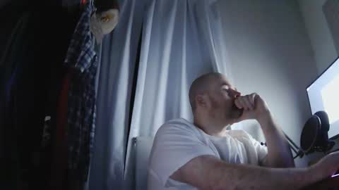 seanv26 online show from January 16, 3:26 am