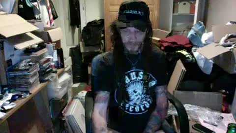 seasidesteve71 online show from June 17, 2:27 am