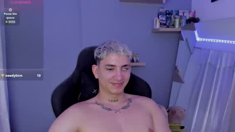 Sebastin online show from February 25, 7:38 pm